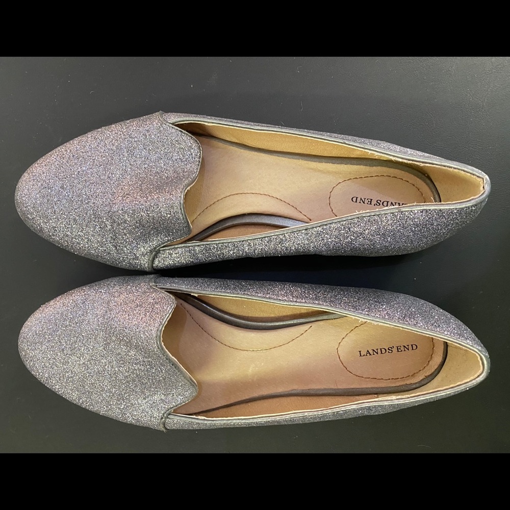 Lands’ End Silver Glitter Loafers 8 Wide Like New